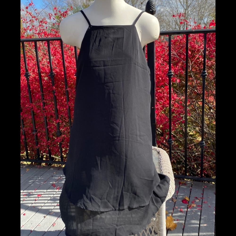 NWT Black Spaghetti Strap flowing longChiffon Tank